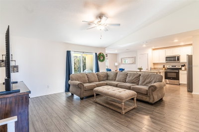 437 RIO GRANDE Place, Poinciana, FL, 34759 — photo 2