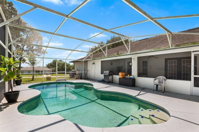 2861 POND VIEW Drive, Haines City, FL, 33844 — photo 2