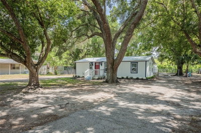 5220 SPRING CREEK DR, Lakeland, FL, 33811 — photo 2