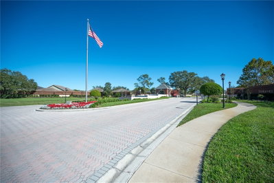 6937 LAKE EAGLEBROOKE Drive, Lakeland, FL, 33813 — photo 2