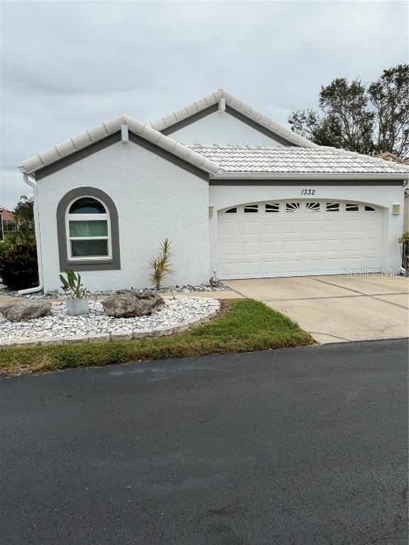 1332 CAPRI ISLES Boulevard, Venice, FL, 34292 — photo 1