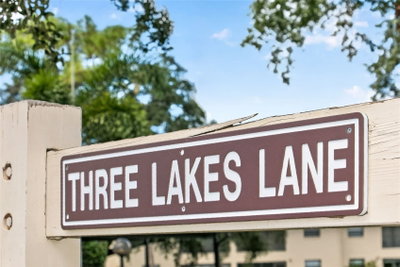 360 THREE LAKES Lane, Venice, FL, 34285 — photo 2