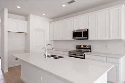 9589 VIBRANT LANE, Venice, FL, 34292 — photo 2