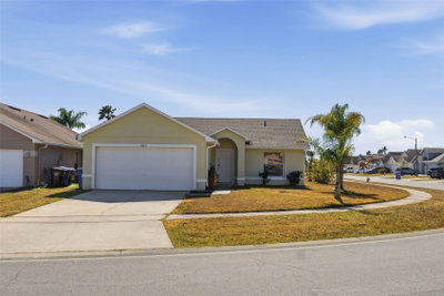 1043 SOARING EAGLE Lane, Kissimmee, FL, 34746 — photo 2