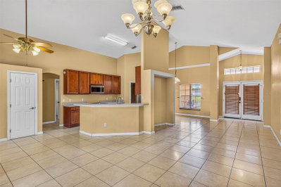 1000 ROYAL MARQUIS Circle, Ocoee, FL, 34761 — photo 2