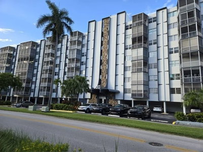 300 DIPLOMAT Parkway, Hallandale Beach, FL, 33009 — photo 2