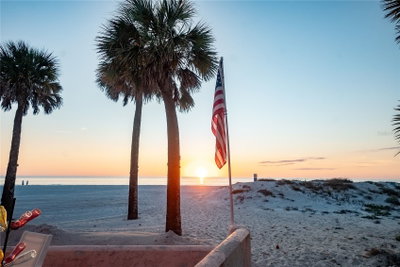 130 177TH TER W, Redington Shores, FL, 33708 — photo 2
