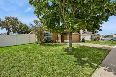 240 WHISPERING PINES Way, Davenport, FL, 33837 — photo 2