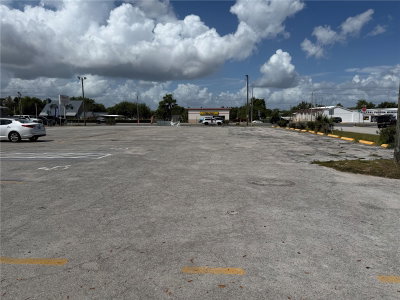 2001 BAY Street, Eustis, FL, 32726 — photo 2