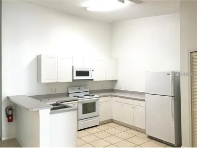 2792 CLUB CORTILE Circle, Kissimmee, FL, 34746 — photo 2