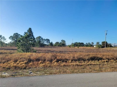 707 FRONTENAC Avenue, Lehigh Acres, FL, 33974 — photo 2