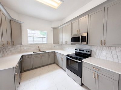9405 31ST Lane, Gainesville, FL, 32608 — photo 2