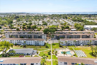 2425 FLAMINGO Boulevard, Bradenton, FL, 34207 — photo 2