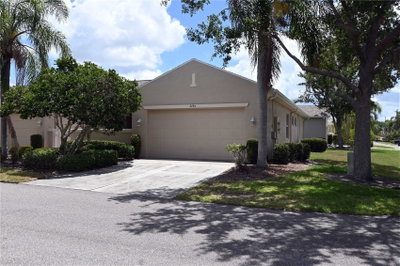 2294 SIFIELD GREENS Way, Sun City Center, FL, 33573 — photo 2