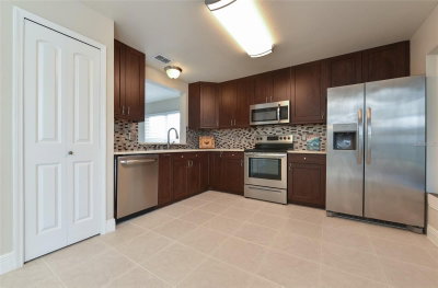 9551 CHANDON Drive, Orlando, FL, 32825 — photo 2