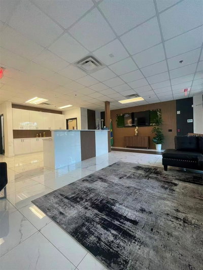 7075 KINGSPOINTE Parkway, Orlando, FL, 32819 — photo 2