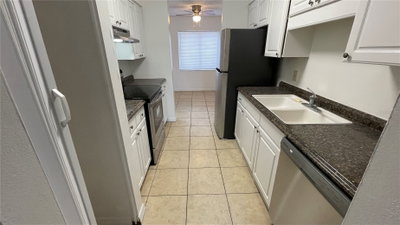 7502 NEEDLE LEAF Place, Tampa, FL, 33617 — photo 2