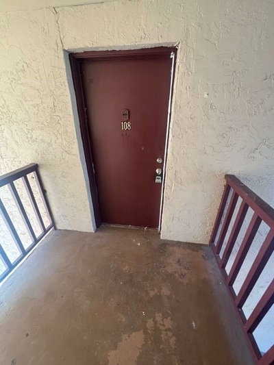 3824 LAKE Drive, Tampa, FL, 33614 — photo 2