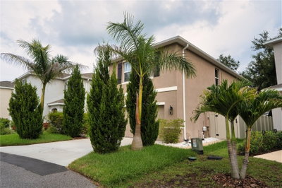 7530 CYPRESS WALK Drive, New Port Richey, FL, 34655 — photo 2