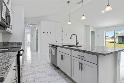 562 MARICOPA Drive, Kissimmee, FL, 34758 — photo 2