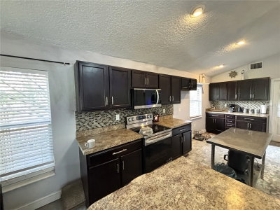 6473 LONG BREEZE Road, Orlando, FL, 32810 — photo 2