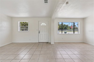 875 LOOMIS Avenue, Daytona Beach, FL, 32114 — photo 2