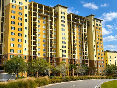 8125 RESORT VILLAGE Drive, Orlando, FL, 32821 — photo 2