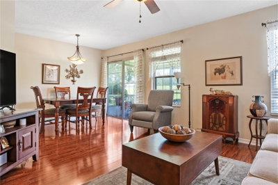 4807 COACHMANS Drive, Orlando, FL, 32812 — photo 2