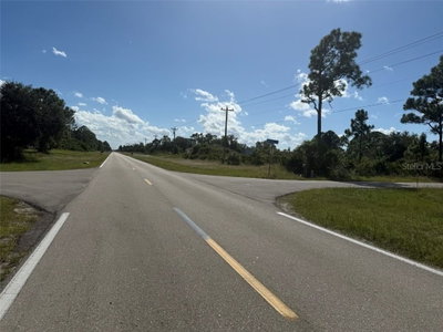 627 COLUMBUS Boulevard, Lehigh Acres, FL, 33974 — photo 2