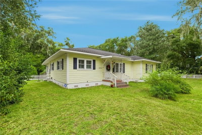 5915 AVENUE F, Mc Intosh, FL, 32664 — photo 2