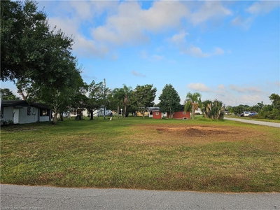 348 SERENADE Drive, Lake Placid, FL, 33852 — photo 2
