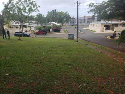 Urb. El Plantio REMANENTE M CALLE 4, Toa Baja, PR, 00949 — photo 2