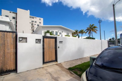 2073 CACIQUE Street, San Juan, PR, 00911 — photo 2