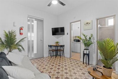 261 DUFFAUNT, San Juan, PR, 00920 — photo 2