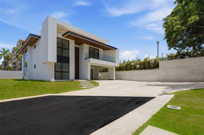 45 SERENO, Guaynabo, PR, 00969 — photo 2