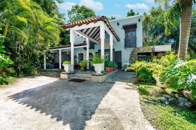 SR 310 km 0.8 LAS QUEBRADAS , HACIENDA TRES CASITAS, Cabo Rojo, PR, 00623 — photo 2