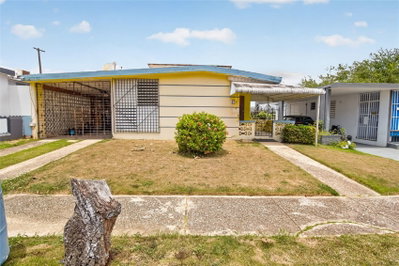 3 URBANIZACIÓN REPARTO MARQUEZ, Arecibo, PR, 00612 — photo 2