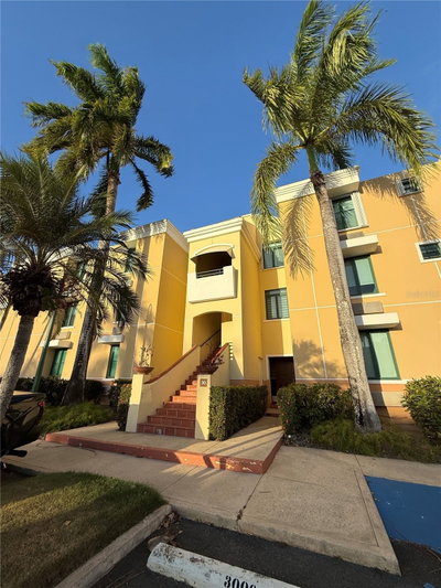 Edificio 8 EL DORADO CLUB, Vega Alta, PR, 00692 — photo 2