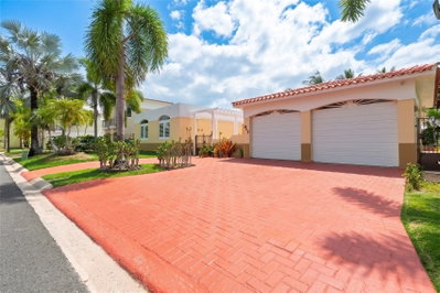VIA SENECA, Toa Alta, PR, 00953 — photo 2