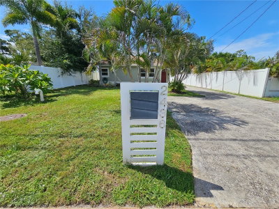 2436 ARAPAHO Street, Sarasota, FL, 34231 — photo 2