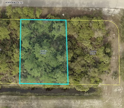 752 ASHLAND Street, Lehigh Acres, FL, 33974 — photo 2