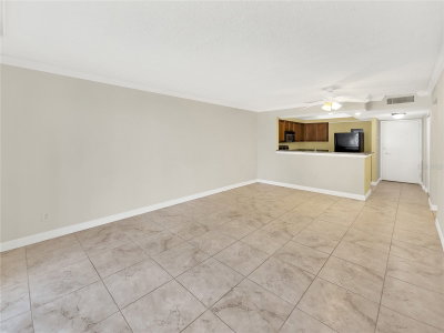 2700 COCONUT BAY Lane, Sarasota, FL, 34237 — photo 2