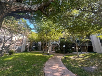 661 195TH Street, Miami, FL, 33179 — photo 2