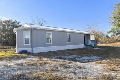 702 HILLSBORO Street, Plant City, FL, 33563 — photo 2