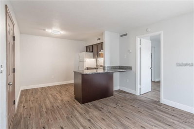 9013 WESTCHESTER Circle, Tampa, FL, 33604 — photo 2