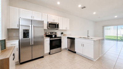 3244 SKYLINE Loop, Kissimmee, FL, 34758 — photo 2