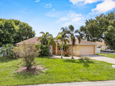 307 STERLING Drive, Winter Haven, FL, 33884 — photo 2