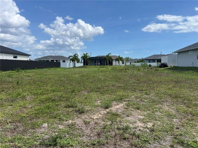 406 JACARANDA PKWY E, Cape Coral, FL, 33909 — photo 2