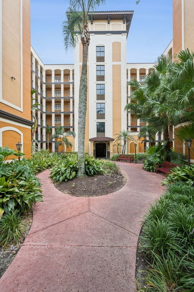 12538 FLORIDAYS RESORT Drive, Orlando, FL, 32821 — photo 2