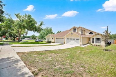 7408 LITTLE POND Court, Orlando, FL, 32810 — photo 2